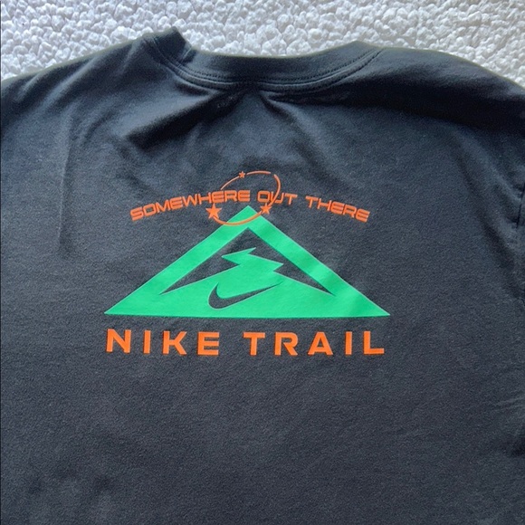 Nike Black Unpaved Encounter Graphic Tee - Picture 8 of 8